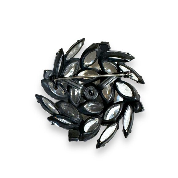 Vintage Japanned Metal Clear Crystal Brooch With Open Back Navette & Chaton Crys - Picture 5 of 10